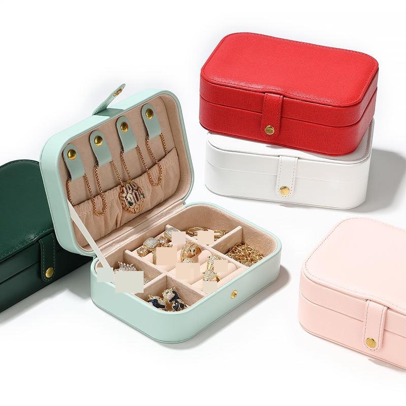 Pink round travel jewelry case